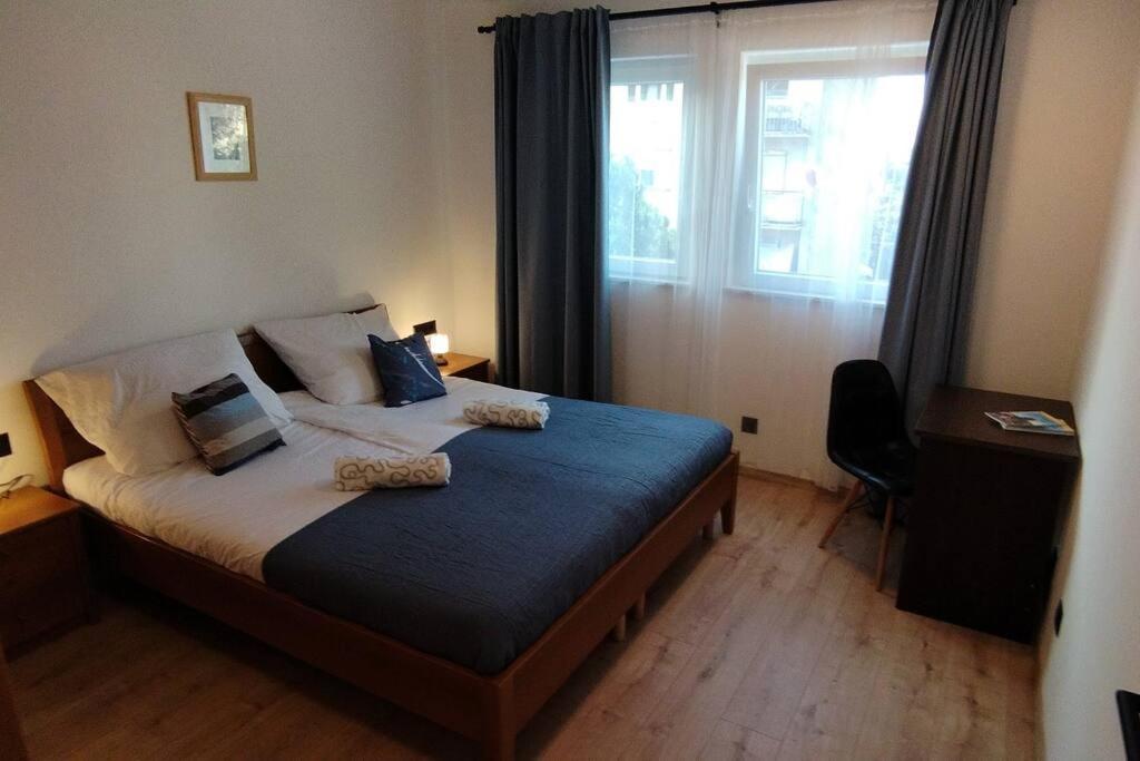Cute Apartment Marla Art Close To Center 普拉 外观 照片
