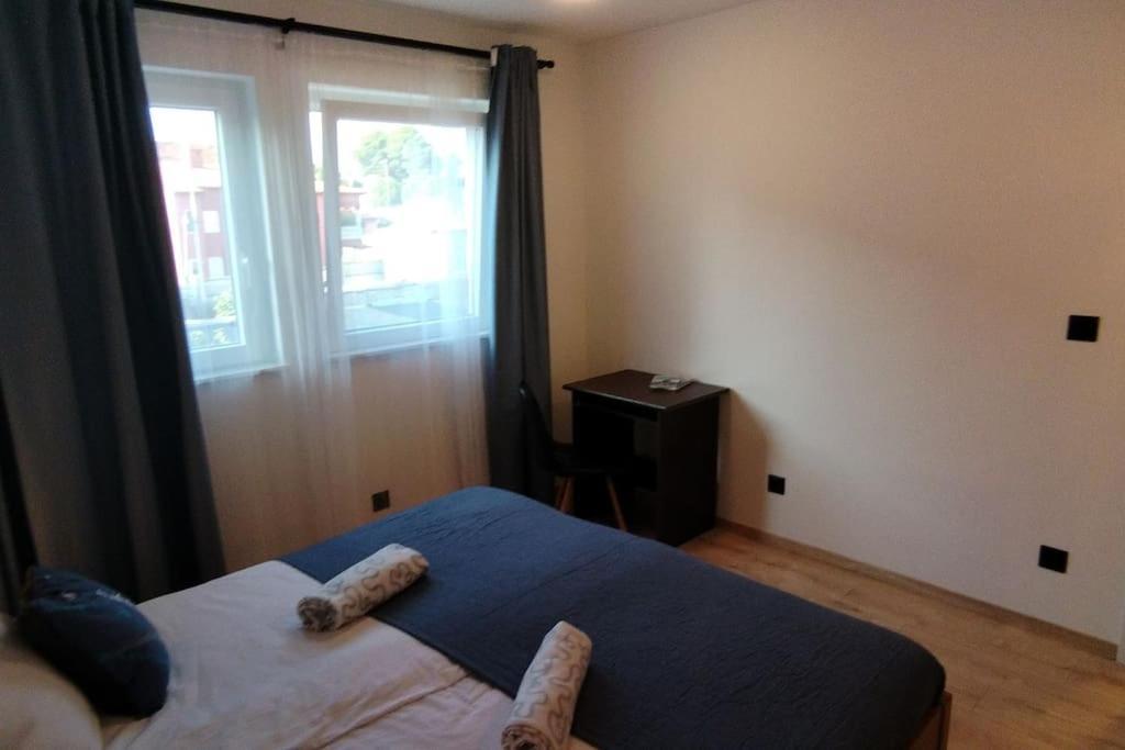 Cute Apartment Marla Art Close To Center 普拉 外观 照片