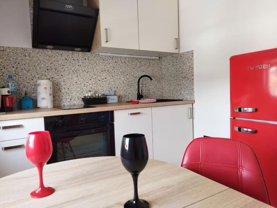 Cute Apartment Marla Art Close To Center 普拉 外观 照片